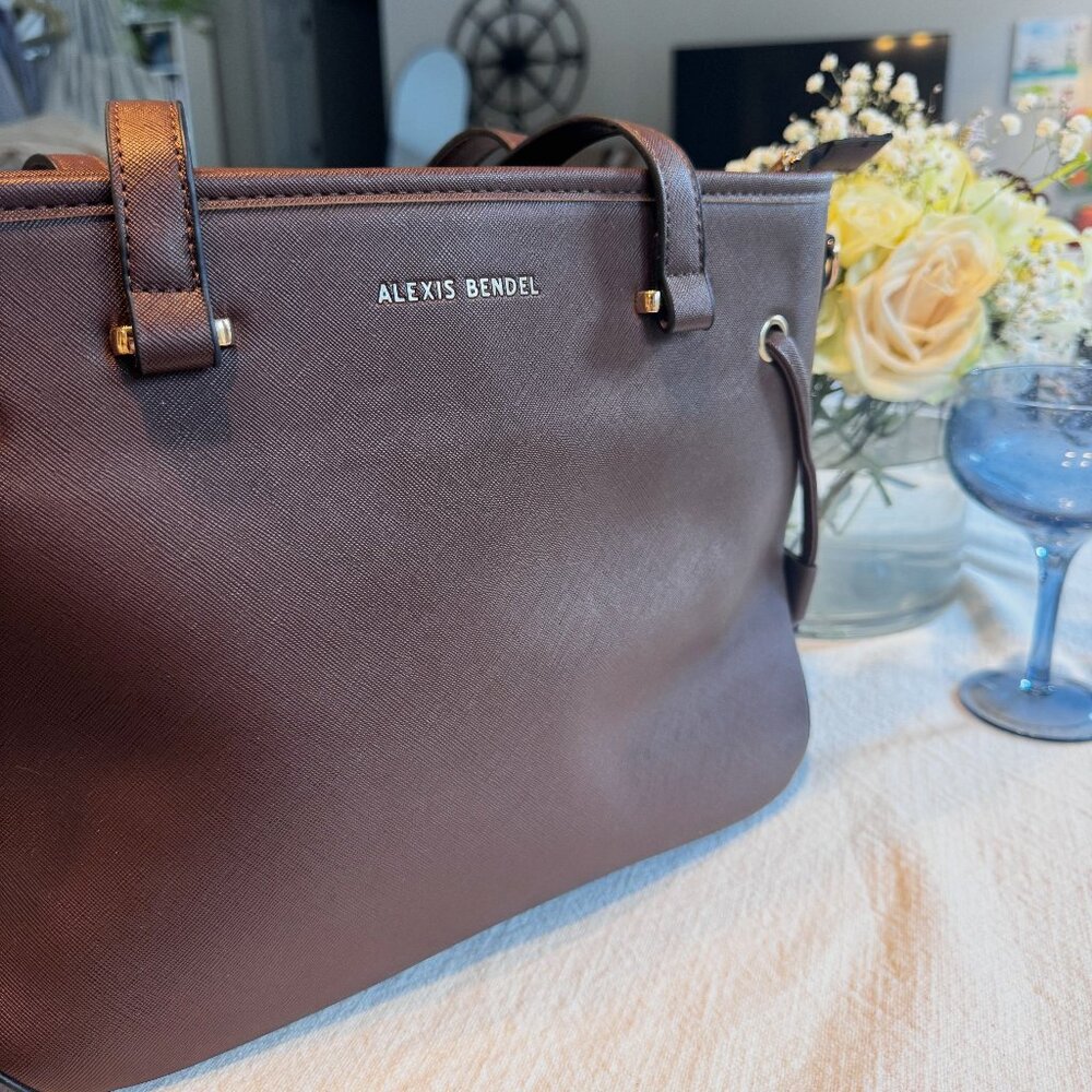 Alexis Bendel Brown Vegan Leather Handbag Shoulder Purse